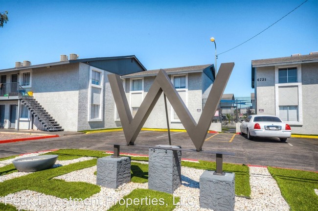 Building Photo - 6721 N 25th Dr