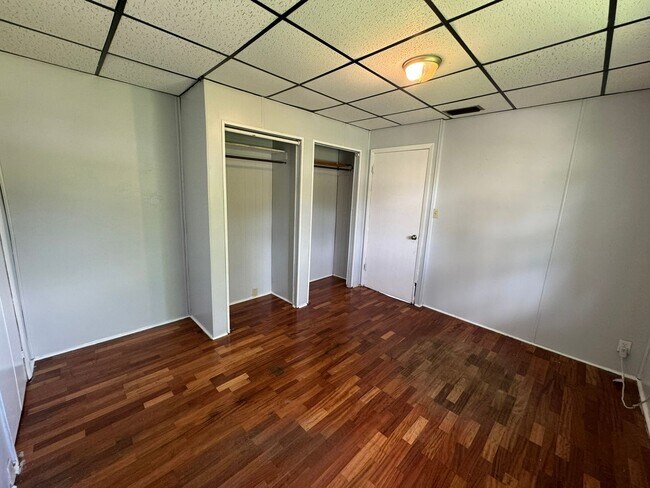 Foto del edificio - 3BR/2BA Zephyrhills Home with 2 Sheds, Lar...