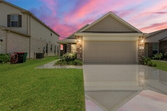 Building Photo - 25343 Trinity Oakley Ct