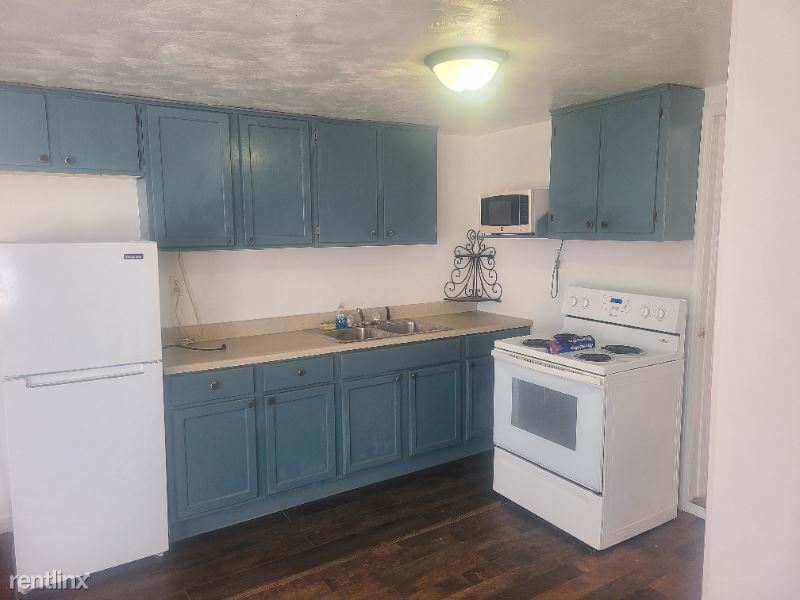 Foto del edificio - 1 br, 1 bath House - 202 N West St A Unit A
