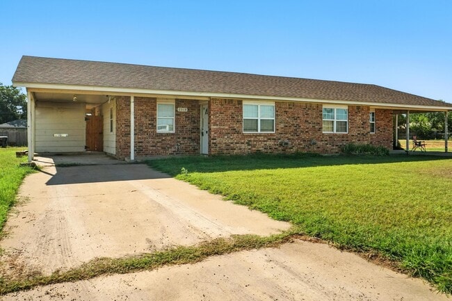 Building Photo - 2319 N Danville Dr