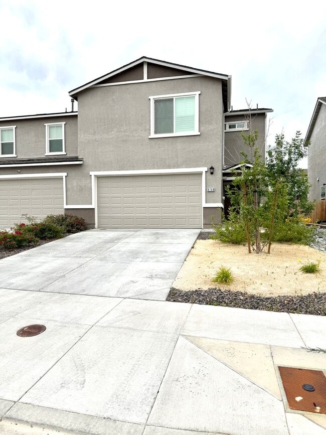 Building Photo - 8768 Scenic Sky Dr