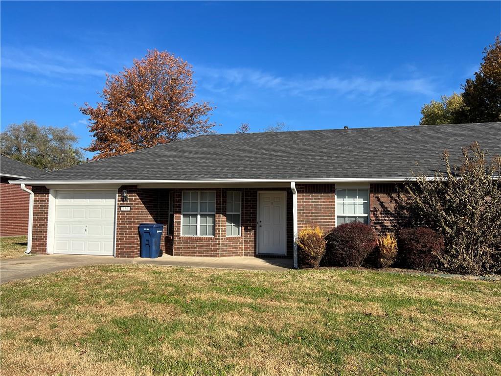 2150 Kristy Ln, Siloam Springs, AR 72761 Townhome Rentals in Siloam