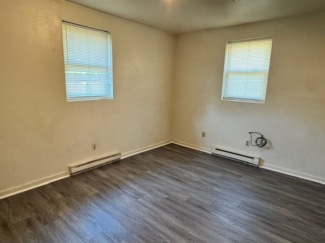 Foto del edificio - 2016 Pond Ln