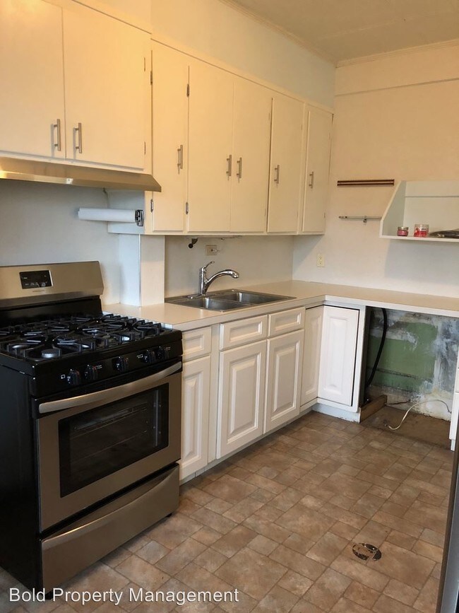 Building Photo - 3 br, 1.5 bath House - 408 S 5th St.