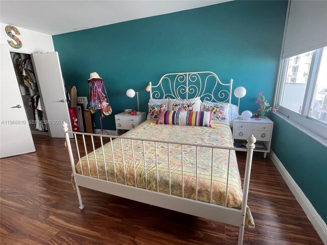 Building Photo - 1200 West Ave