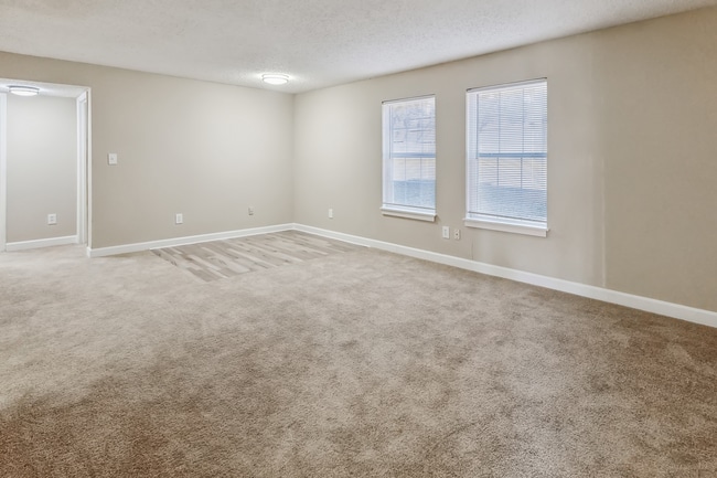 Building Photo - SOUTHERN PINES