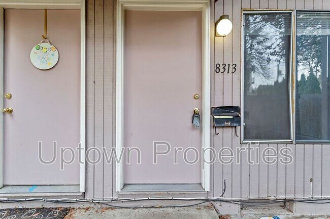 Foto del edificio - 8313 SE 17th Ave