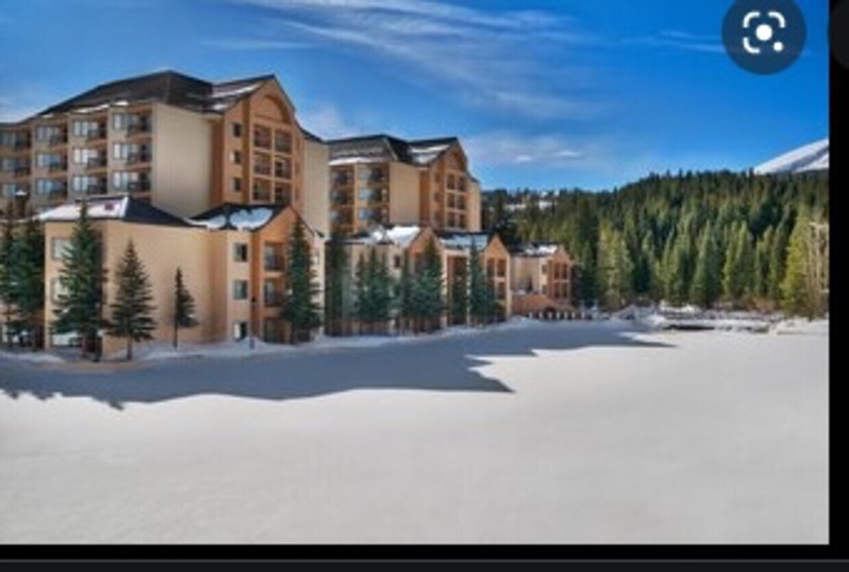 Building Photo - 655 Columbine Rd
