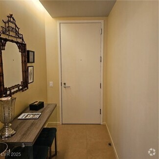 Building Photo - 3722 S Las Vegas Blvd