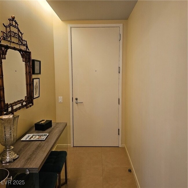 Building Photo - 3722 S Las Vegas Blvd