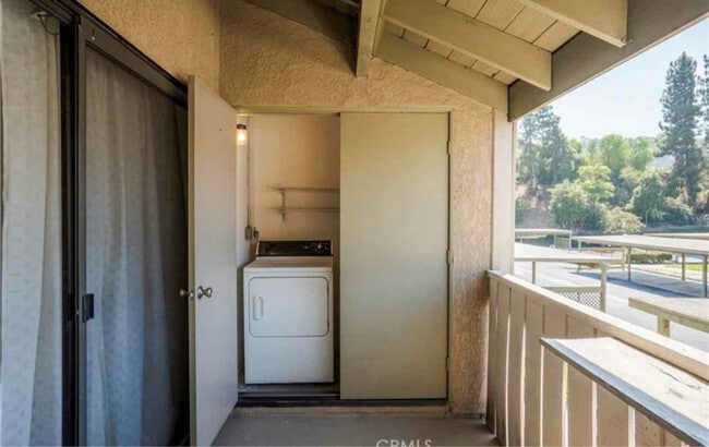 Foto del edificio - 6 Country Mile Rd