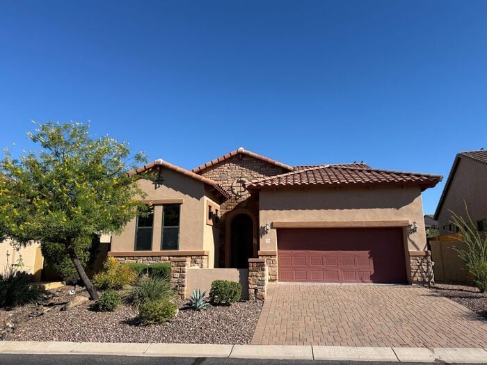 Foto principal - 8348 E Indigo St