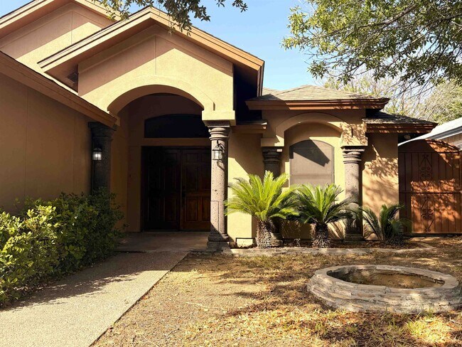 Building Photo - 116 Knoll Ave