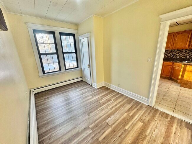 Foto del edificio - 213 Gates Ave