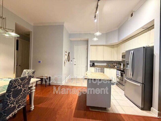 Foto del edificio - 2825 Palm Beach Blvd