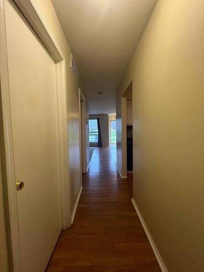 Foto del edificio - Condo For rent