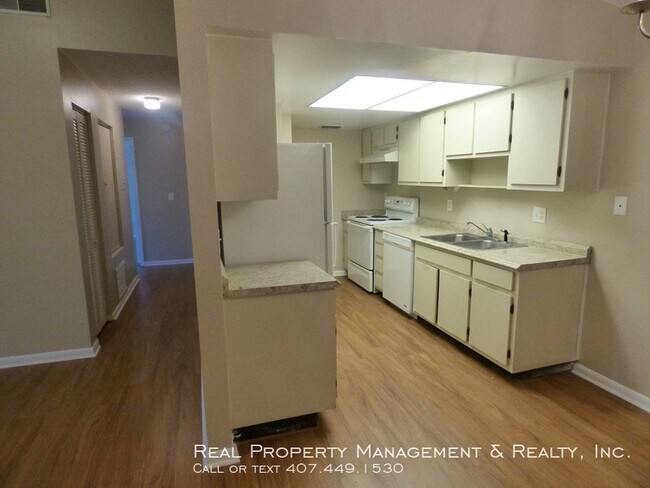 Foto del edificio - 2 BR / 2 BA Condo at Tamarind in Metrowest