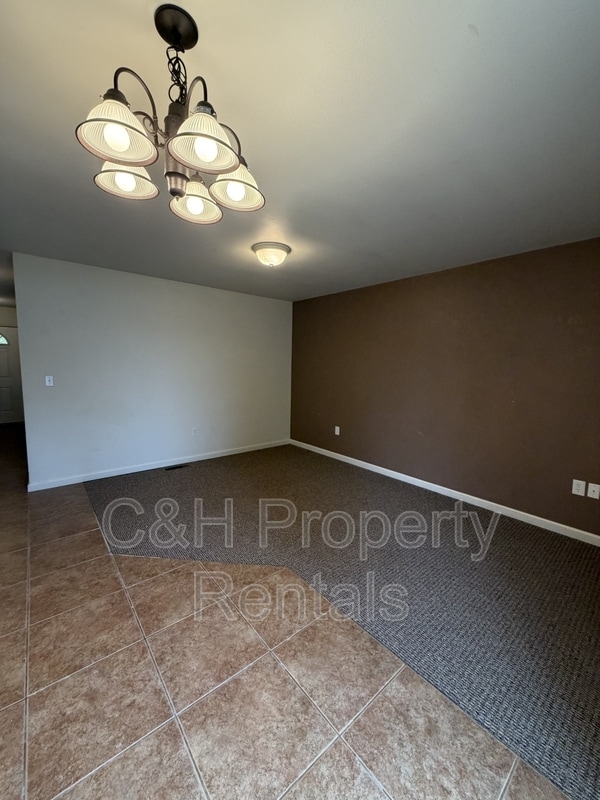 Foto del edificio - 406 1st St SE