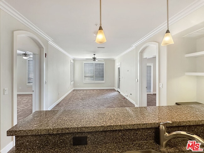 Building Photo - 24585 Town Center Dr