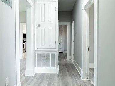 Hallway - 209 S Haugh Ave