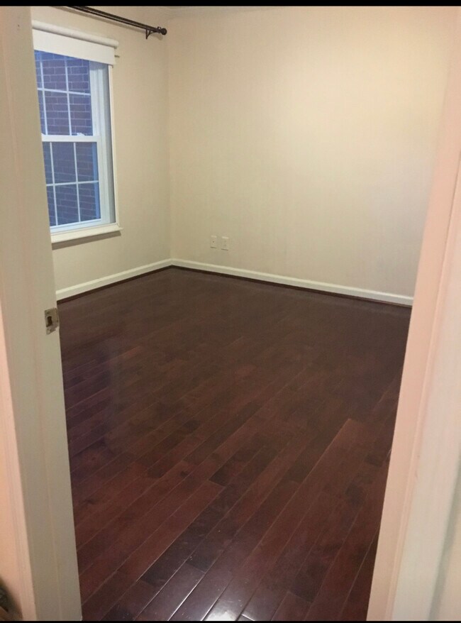 Building Photo - 3309 Wyndham Cir