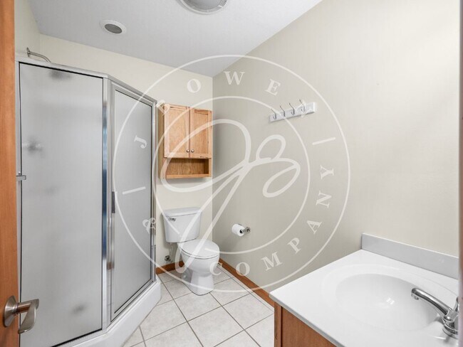 Foto del edificio - "Elegant and Spacious 3-Bedroom home on 4 levels in the heart of Downtown Toledo with amazing vie...