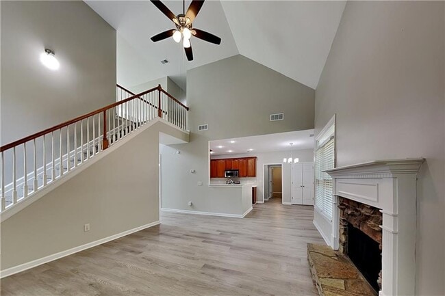 Building Photo - 423 Evans Mill Dr