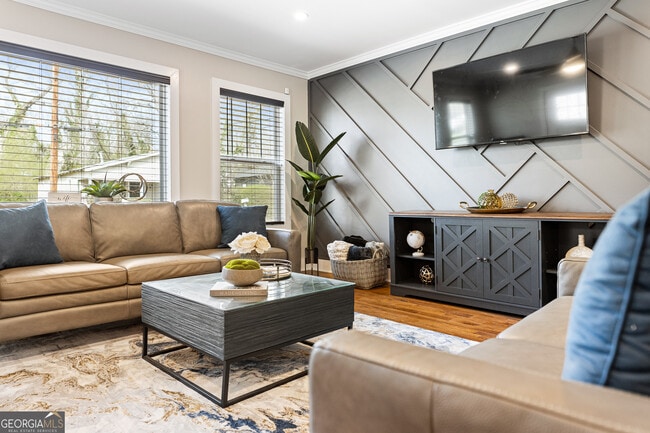 Foto del edificio - 1056 Harwell St NW