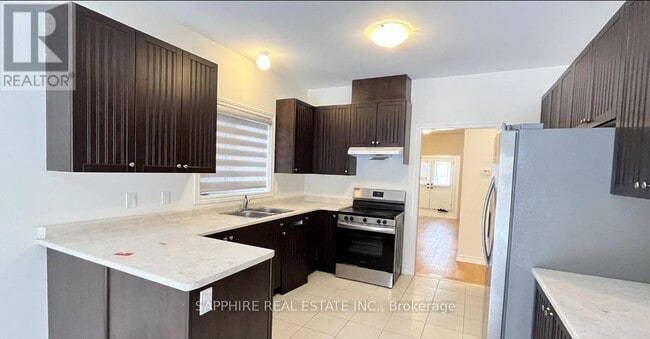 Building Photo - 25 Huntsworth Ave