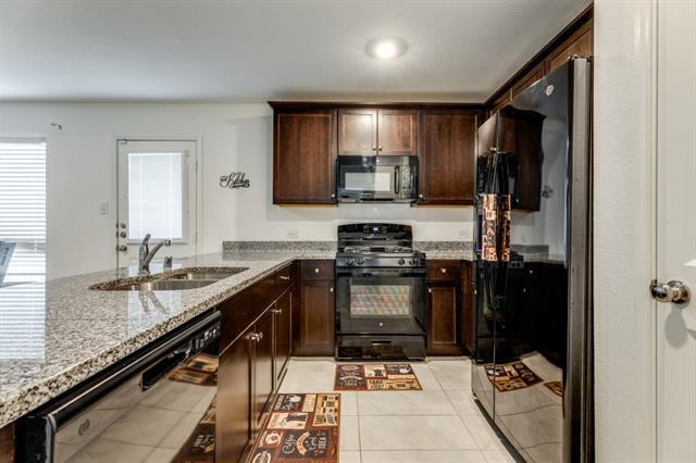 Foto del edificio - 2808 Slatewood Dr