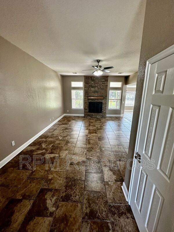 Building Photo - 8208 Greer Way