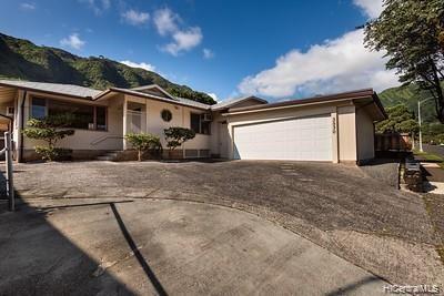Primary Photo - 3530 Manoa Rd