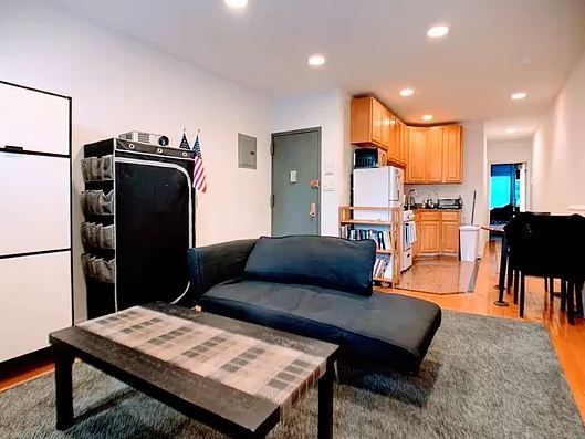 Foto principal - 1415 Second Ave