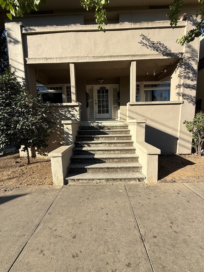 Photo - 2130 P St House