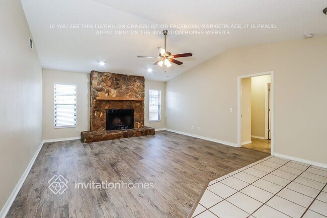 Building Photo - 500 Hadley Dr