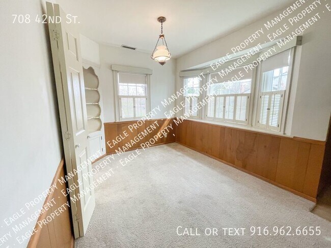 Foto del edificio - 2 BD 1 BA in East Sacramento