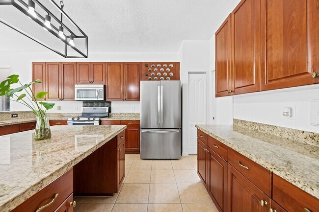 Foto del edificio - 19389 SW 64th St