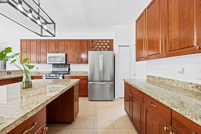 Photo - 19389 SW 64th Street Unit House