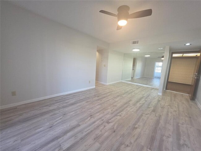 Building Photo - 2583 Countryside Blvd