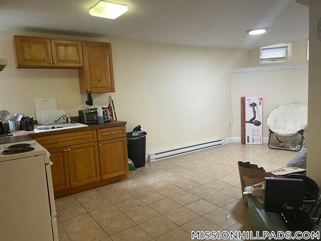 Building Photo - 891 Huntington Ave