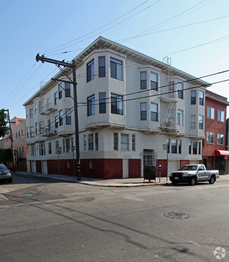 Primary Photo - 3232 21st St