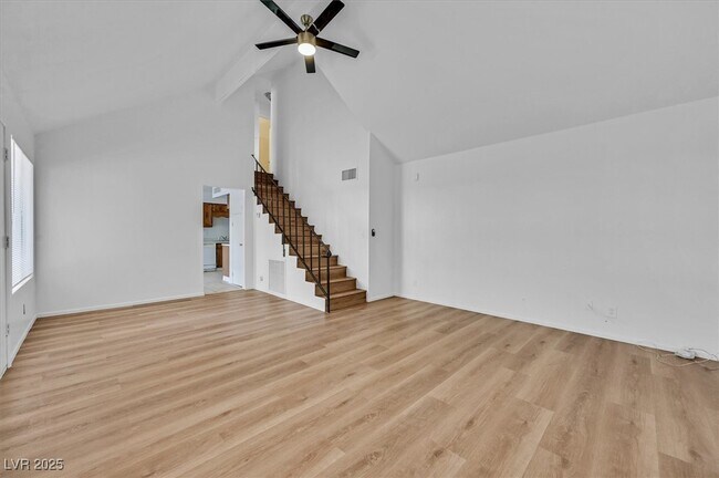 Foto del edificio - 4474 Buena Vista Dr