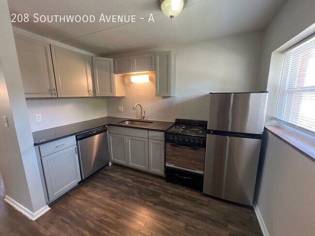 Foto del edificio - Updated One Bed in the Heart of Merion Vil...