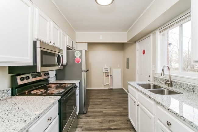 Building Photo - 4214 N Whittier Pl