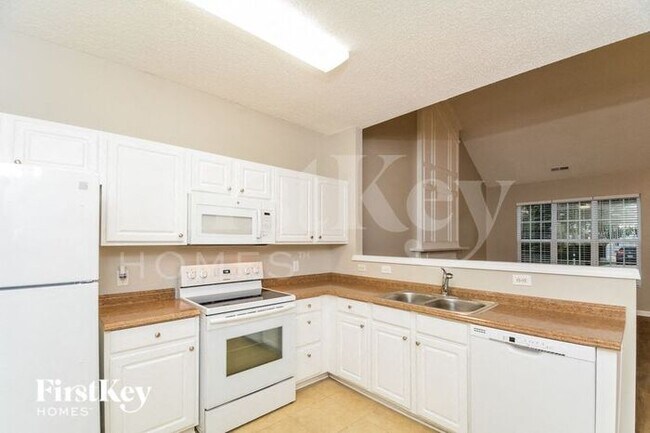 Foto del edificio - 125 N Honey Springs Ave