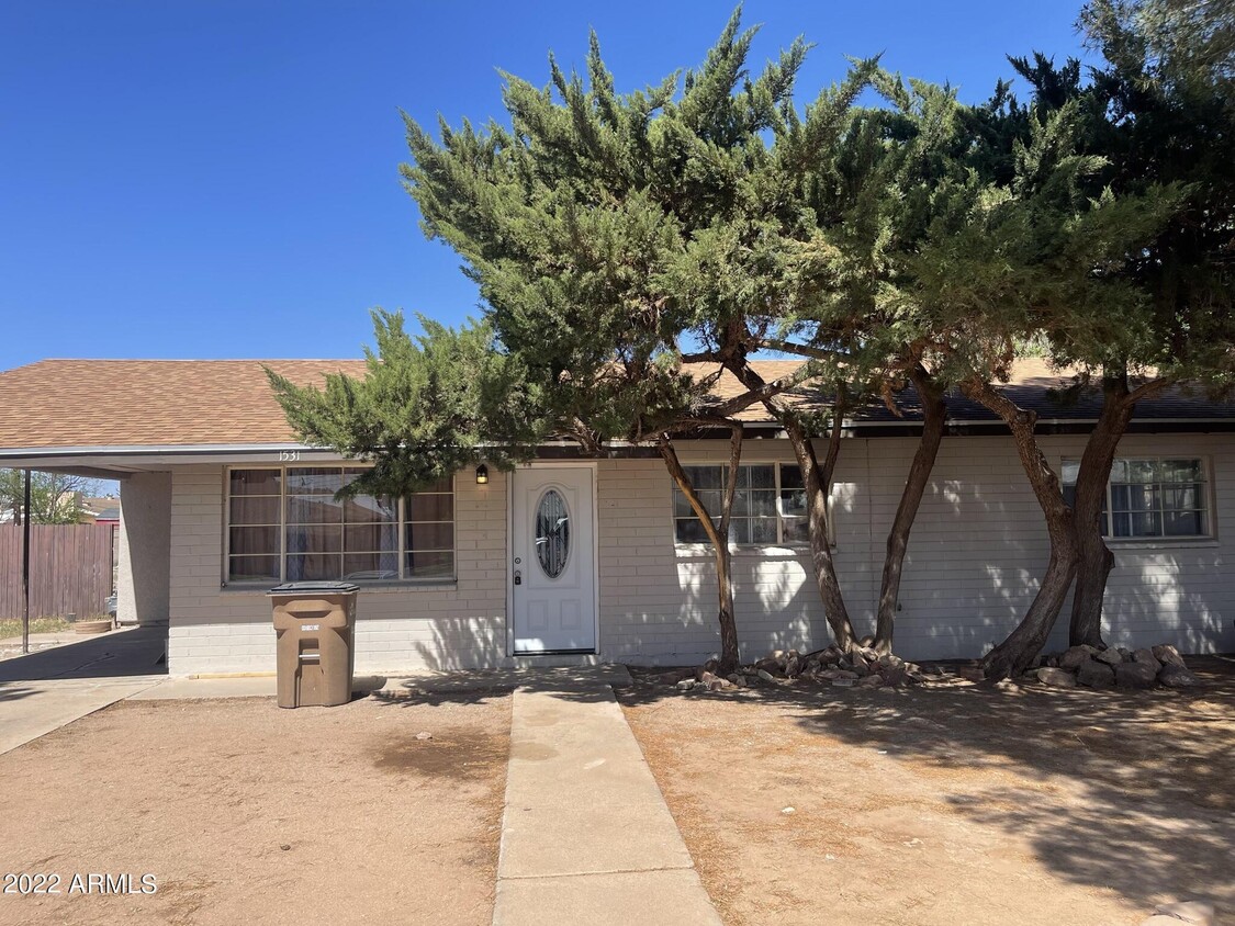 Primary Photo - 1531 Frederic Dr