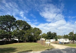 Building Photo - 3250 Princess Ann Dr