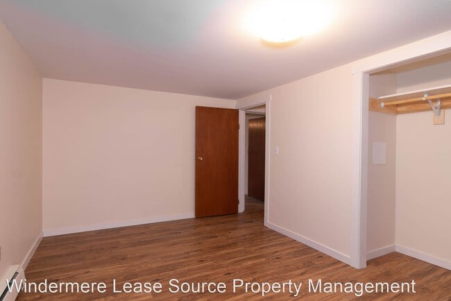 Building Photo - 4 br, 2 bath House - 111 S View Place