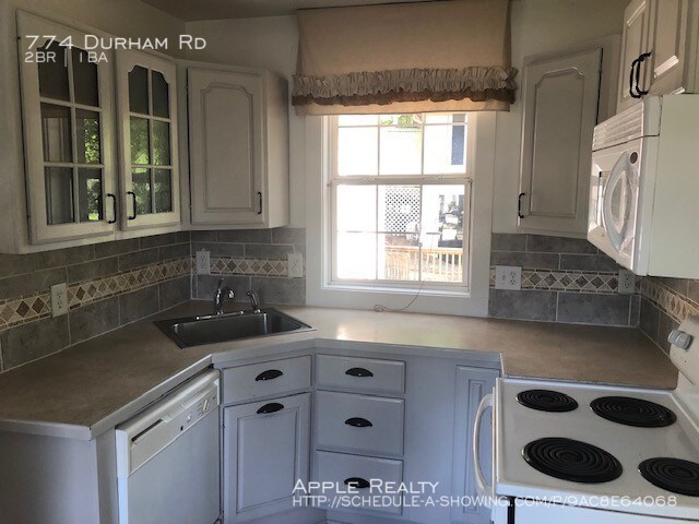 Foto del edificio - 774 Durham Rd - Available  Now